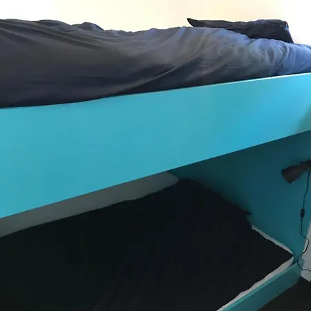 The Boathouse With Boat Hébergement de vacances