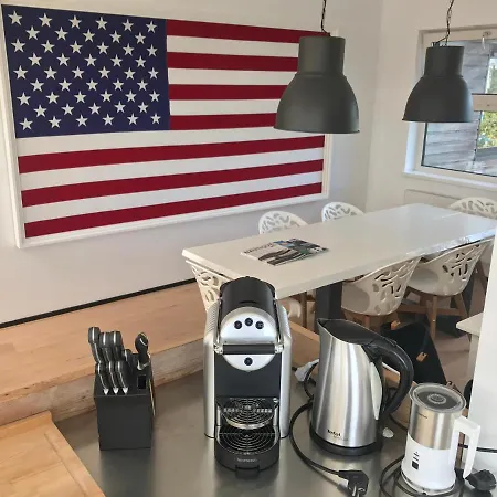 The Boathouse With Boat Сasa de vacaciones Aalsmeer